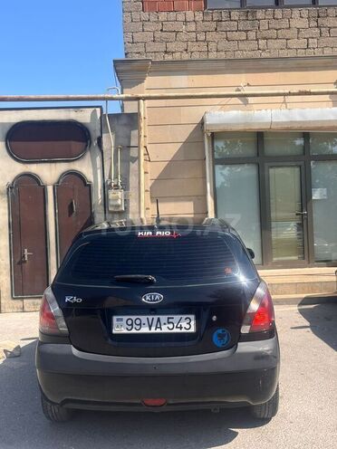 Kia Rio-3