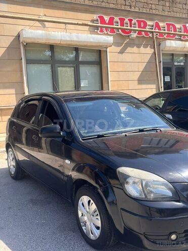 Kia Rio-4