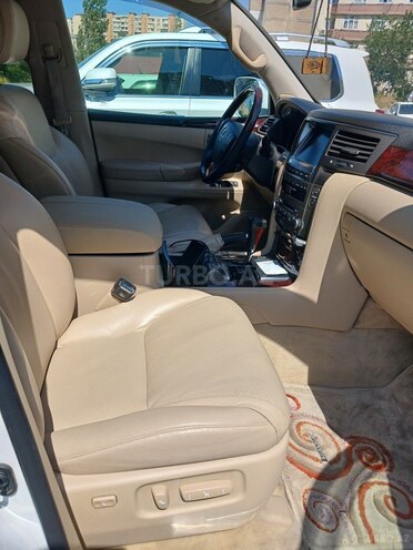 Lexus LX 570-8