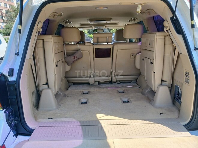 Lexus LX 570-10