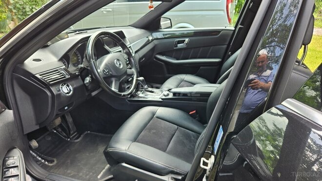 Mercedes E 220-5