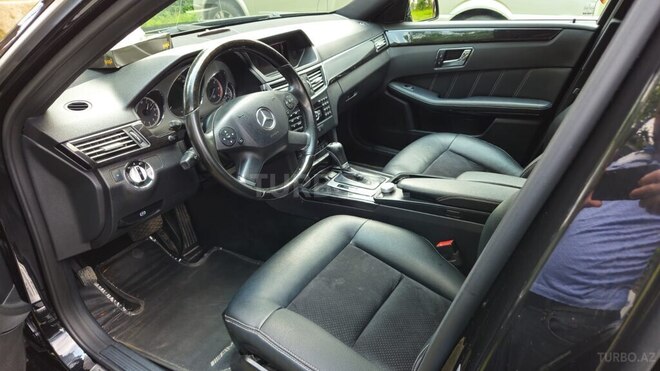 Mercedes E 220-8