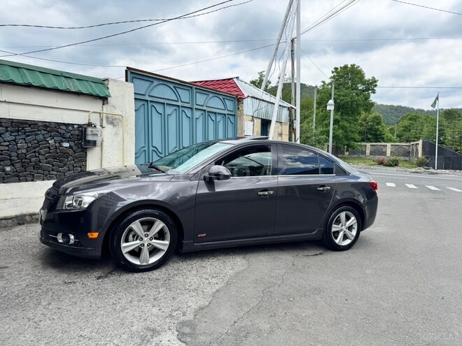 Chevrolet Cruze-6