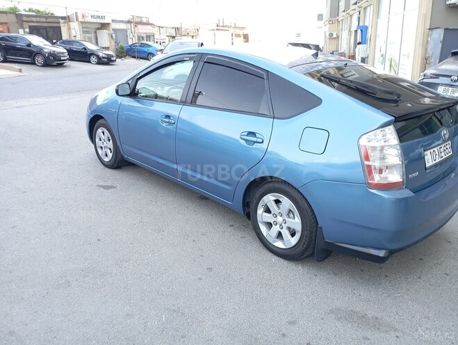 Toyota Prius-6