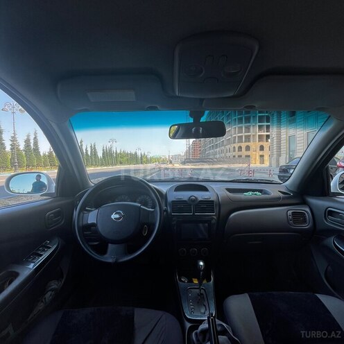 Nissan Sunny-8
