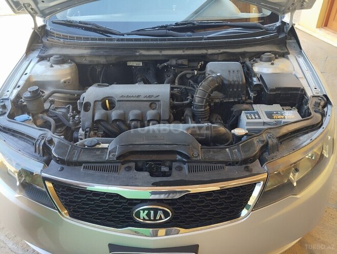 Kia Cerato-9