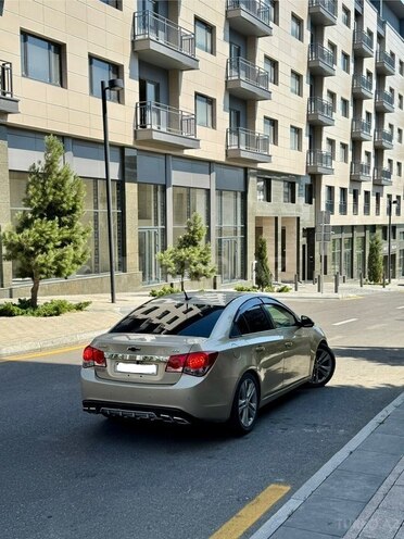 Chevrolet Cruze-5