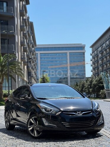 Hyundai Elantra-3