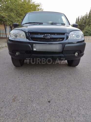 Chevrolet Niva-1
