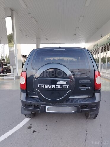 Chevrolet Niva-15