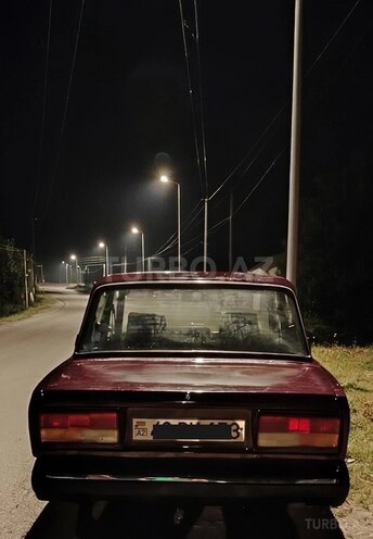 LADA (VAZ) 2107-2