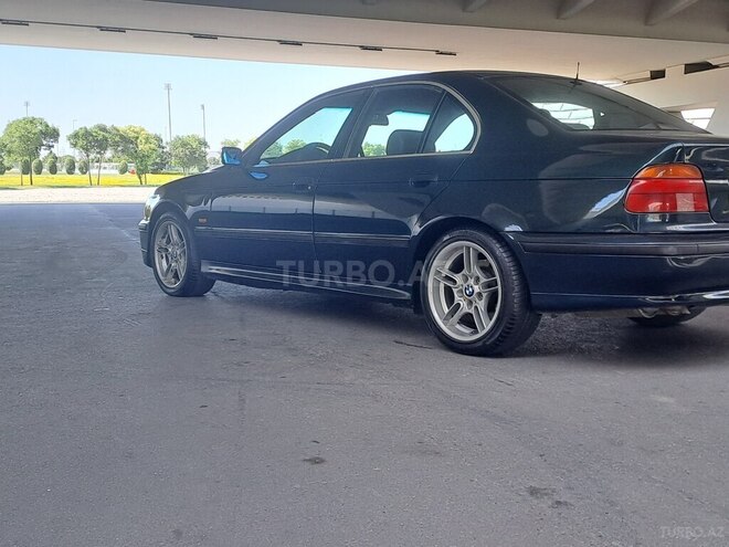 BMW 528-5