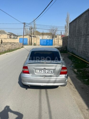 Opel Vectra-2