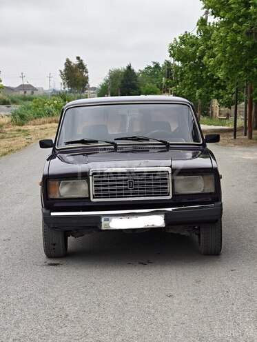 LADA (VAZ) 2107-1