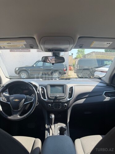 Chevrolet Equinox-7