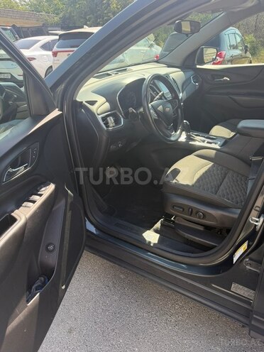 Chevrolet Equinox-5