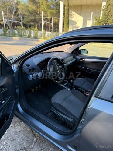 Opel Astra-10