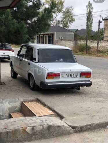 LADA (VAZ) 2107-2