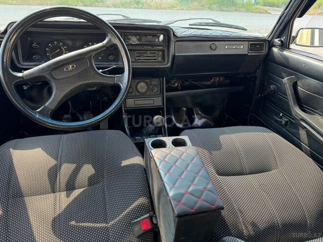 LADA (VAZ) 2107-8