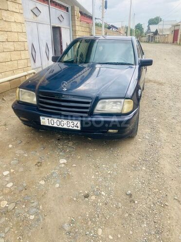 Mercedes C 180-9