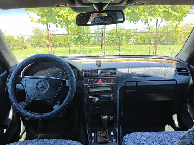 Mercedes C 200-3