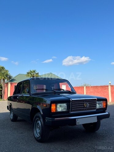 LADA (VAZ) 2107-2