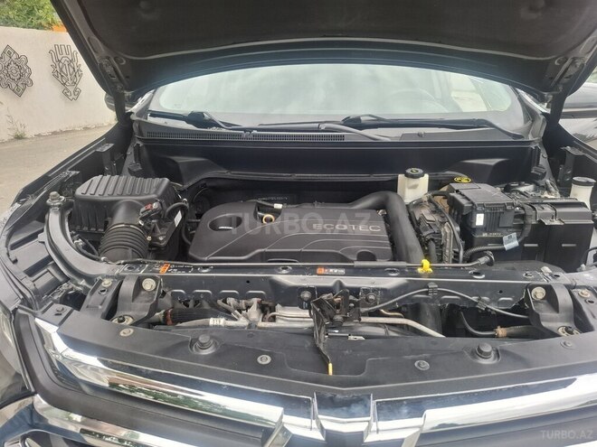 Chevrolet Equinox-4