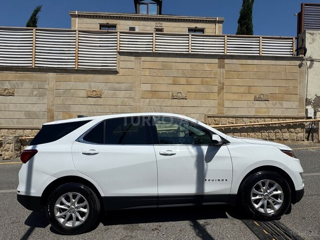 Chevrolet Equinox-4