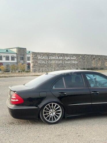 Mercedes E 500-8