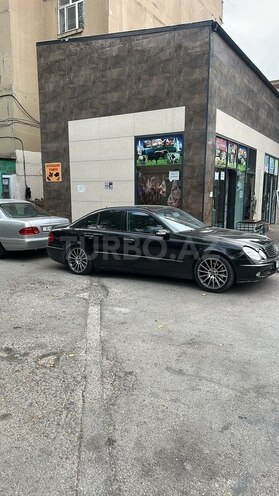 Mercedes E 500-10