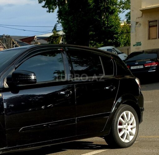 Opel Astra-13