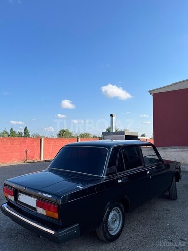 LADA (VAZ) 2107-8