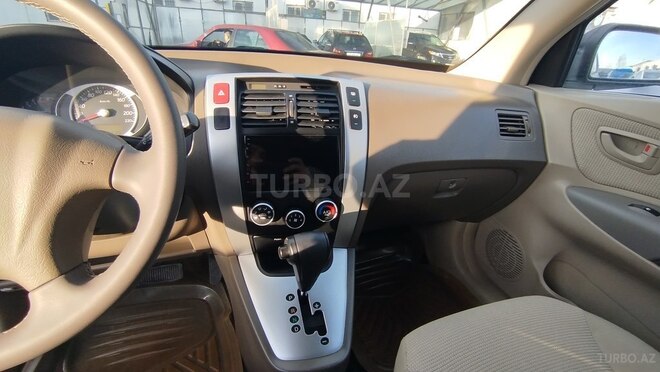 Hyundai Tucson-11