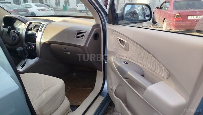 Hyundai Tucson-13