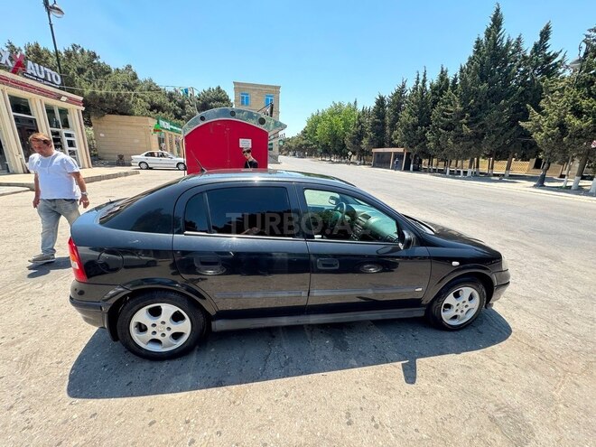 Opel Astra-10
