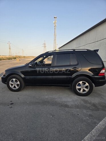 Mercedes ML 320-8
