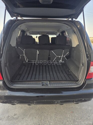 Mercedes ML 320-17