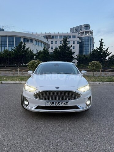 Ford Fusion (North America)-13