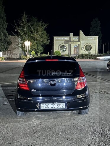 Hyundai i30-2