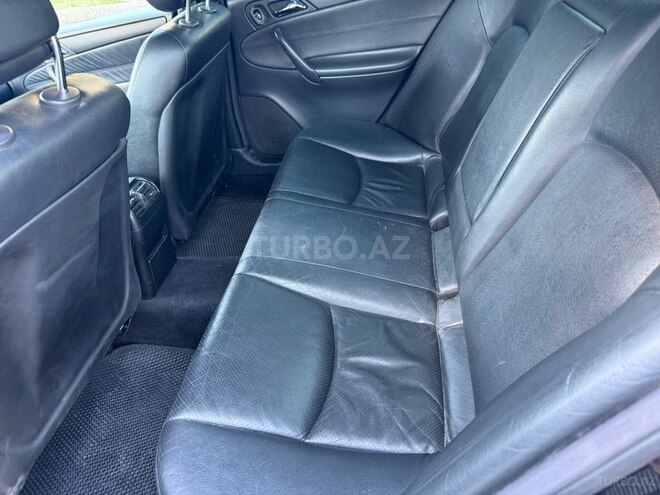 Mercedes C 320-6