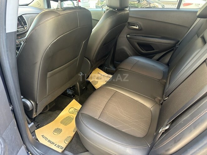 Chevrolet Trax-10