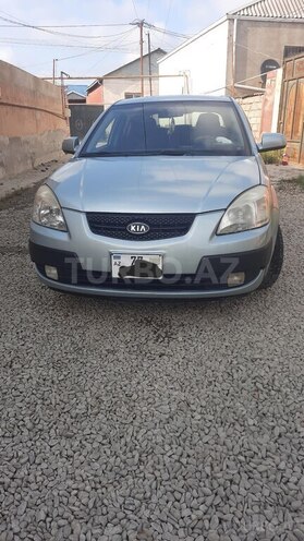 Kia Rio-4