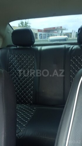Chevrolet Cruze-12