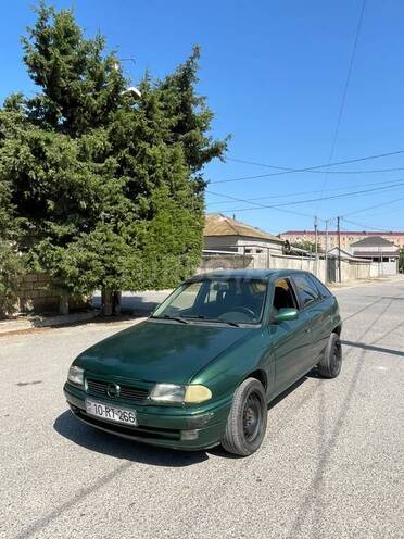 Opel Astra-1