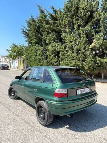 Opel Astra-8