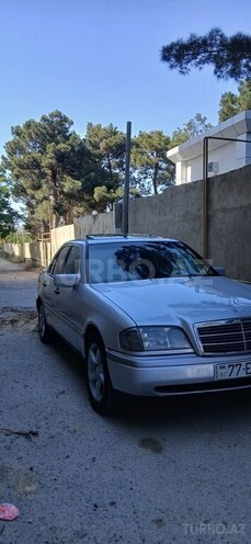 Mercedes C 220-2