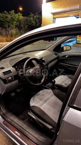 Opel Astra-10