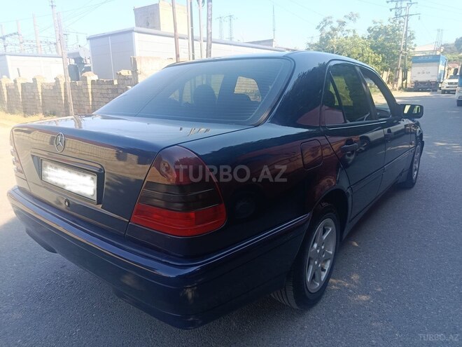 Mercedes C 180-3