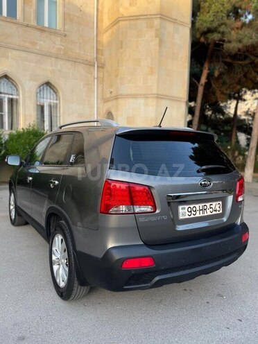 Kia Sorento-4