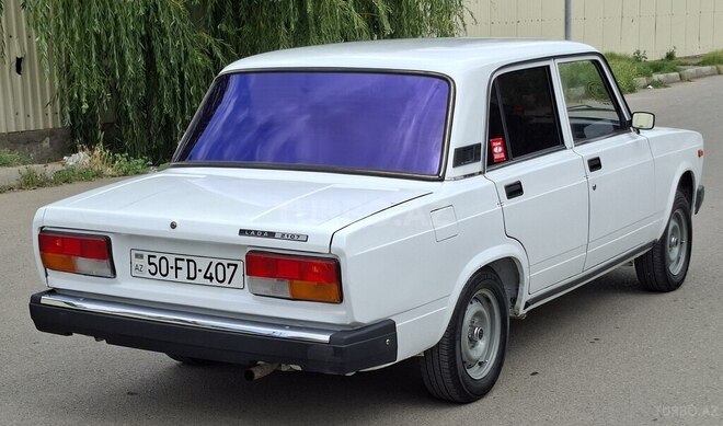 LADA (VAZ) 2107-4